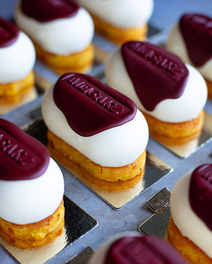 JULBAKELSE i gruppen KAFÉER & SORTIMENT / BAKELSER hos MR CAKE (210011)