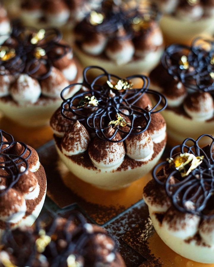 HAPPY NEW YEAR - MR CAKE NYÅRSBAKELSE i gruppen KAFÉER & SORTIMENT / BAKELSER hos MR CAKE (210026)