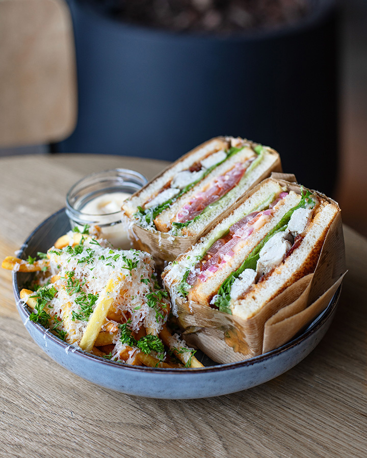 CLUB SANDWICH