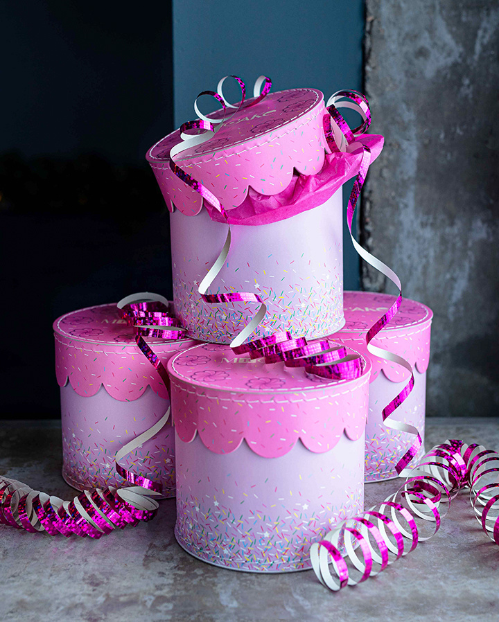 BIRTHDAY CAKE BOX by MR Cake - Large Birthday Box